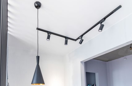 трековые светильники потолки бобруйск